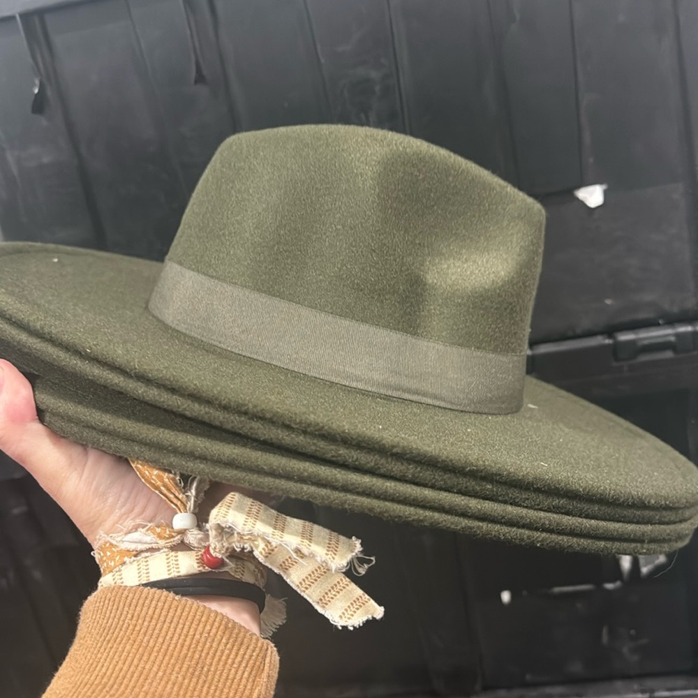 Wide Brim Fedora Hat in Olive Green